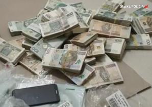 [VIDEO] Zatrzymali członków międzynarodowej grupy przestępczej i zabezpieczyli ponad 1,5 mln złotych