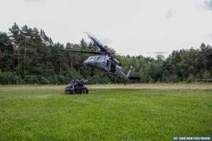 [VIDEO] Gotowi do podjęcia najtrudniejszych zadań. Black Hawk który niedawno wrócił z działań ratowniczo-gaśniczych w Turcji.