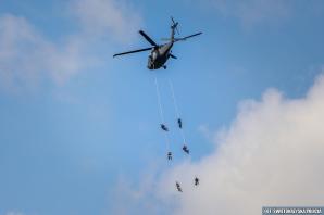 [VIDEO] Gotowi do podjęcia najtrudniejszych zadań. Black Hawk który niedawno wrócił z działań ratowniczo-gaśniczych w Turcji.