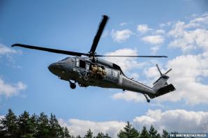 [VIDEO] Gotowi do podjęcia najtrudniejszych zadań. Black Hawk który niedawno wrócił z działań ratowniczo-gaśniczych w Turcji.