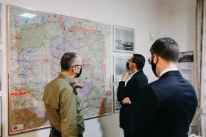 [VIDEO] Premier po odprawie ze Strażą Graniczną: Polskiej granicy będziemy bronili z całą determinacją