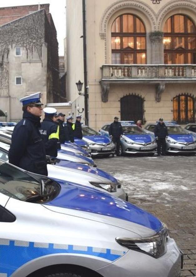 Nowoczesne radiowozy dla krakowskiej policji! 